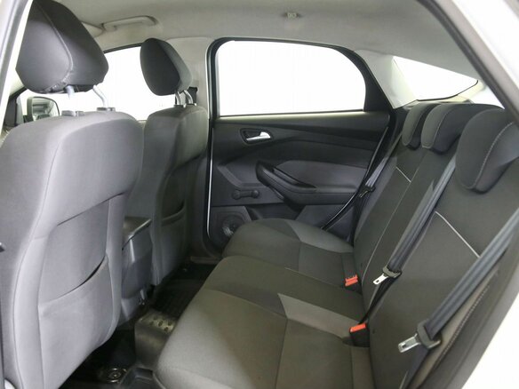 2012 Ford Focus III, белый - вид 17
