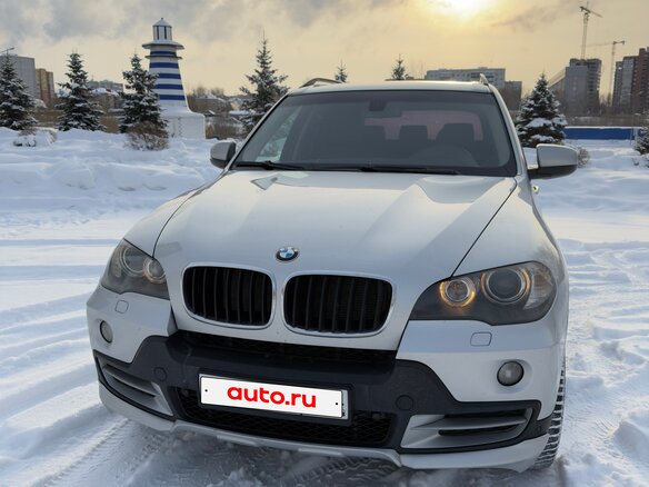 2010 BMW X5 30i II (E70), серебристый, 1950000 рублей - вид 1