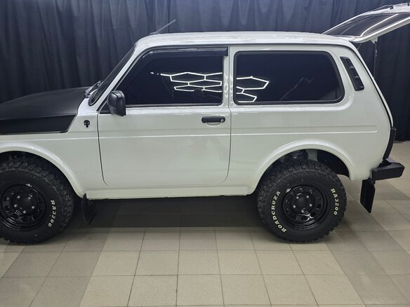 2025 Lada (ВАЗ) Niva Legend Euro-2 I, белый, 900000 рублей - вид 4