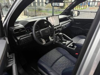2026 Toyota 4Runner VI, серебристый, 12990000 рублей, вид 2