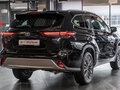 2026 Toyota Highlander IV (XU70), чёрный - вид 4