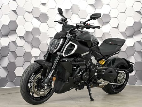 2023 Ducati Diavel V4, чёрный, 2450000 рублей, вид 2