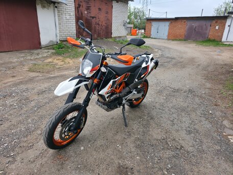 2014 KTM 690 SMC R, оранжевый, 700000 рублей, вид 3