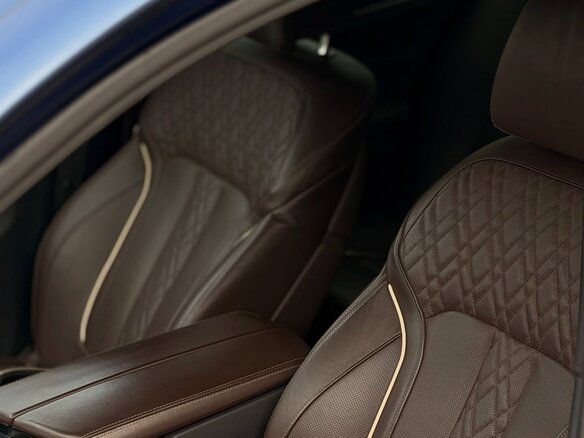 2020 BMW 5 серии 530d xDrive VII (G30/G31/G38) Рестайлинг, синий, 5000000 рублей - вид 34