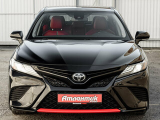 2018 Toyota Camry US Market VIII (XV70), чёрный, 2990000 рублей, вид 2