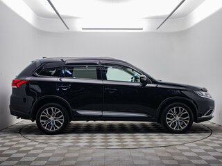 2018 Mitsubishi Outlander III Рестайлинг 2, чёрный, 2195000 рублей, вид 4