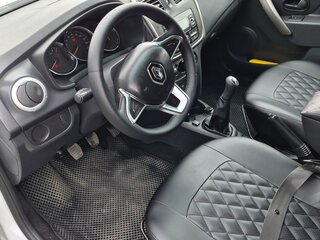 2019 Renault Logan II Рестайлинг, белый, 800000 рублей, вид 4