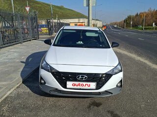 2021 Hyundai Solaris II Рестайлинг, белый, 1399000 рублей, вид 2