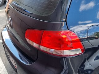 2012 Volkswagen Golf VI, чёрный, 670000 рублей, вид 2