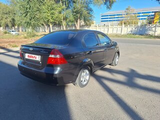 2010 Chevrolet Aveo I Рестайлинг, чёрный, 670000 рублей, вид 3