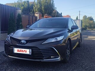 2021 Toyota Camry VIII (XV70) Рестайлинг, коричневый, 3700000 рублей, вид 2