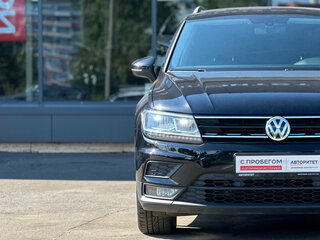 2018 Volkswagen Tiguan II, чёрный, 2000000 рублей, вид 4