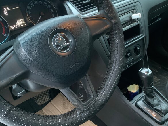 2015 Skoda Rapid I, белый, 590000 рублей - вид 10