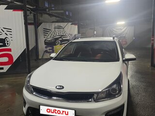 2020 Kia Rio X-Line IV, белый, 1720000 рублей, вид 2