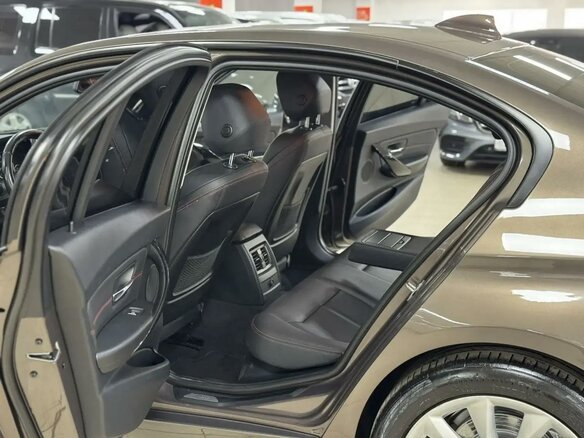 2013 BMW 3 серии 320d xDrive VI (F3x), коричневый, 1295000 рублей - вид 17