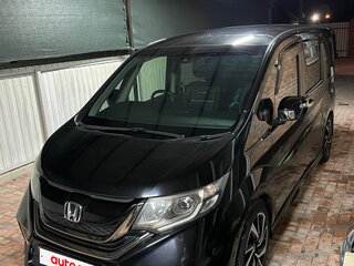 2017 Honda Stepwgn V, чёрный, 2000000 рублей, вид 3