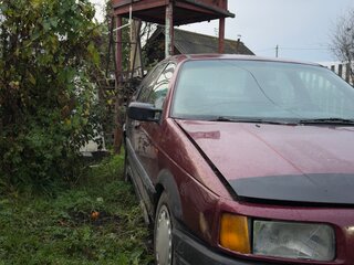 1991 Volkswagen Passat B3, красный, 50000 рублей, вид 1