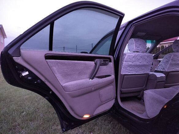 2002 Toyota Crown XI (S170), синий, 1150000 рублей - вид 33