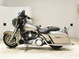 2007 Harley-Davidson Street Glide, серебристый, 869000 рублей, вид 1