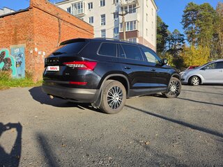 2019 Skoda Kodiaq I, чёрный, 2350000 рублей, вид 3