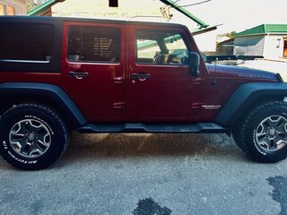 2012 Jeep Wrangler III (JK), красный, 2900000 рублей, вид 3