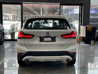 2023 BMW X1 Long 20Li sDrive II (F48) Рестайлинг, белый, 2335000 рублей, вид 3