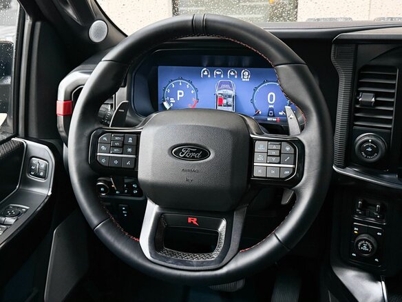 2026 Ford F-150 Raptor XIV Рестайлинг, чёрный - вид 15