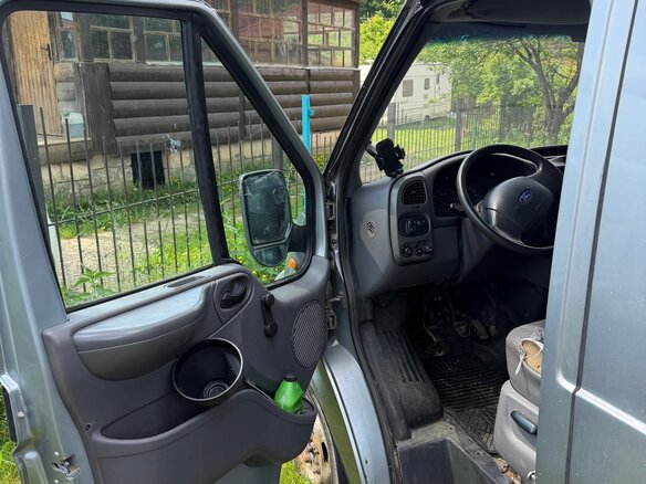 2005 Ford Transit, серый, 350000 рублей - вид 12