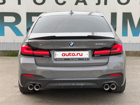2021 BMW 5 серии 530d xDrive VII (G30/G31/G38) Рестайлинг, серый, 5950000 рублей - вид 5