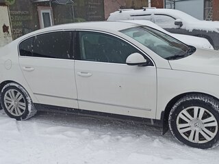 2008 Volkswagen Passat B6, белый, 650000 рублей, вид 3
