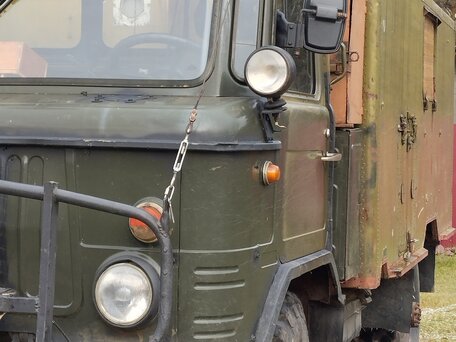 1984 ГАЗ 66, зелёный, 350000 рублей, вид 4