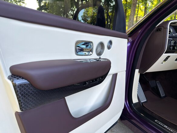 2018 Rolls-Royce Cullinan I (Series I), фиолетовый, 28900000 рублей - вид 10