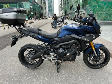 2018 Yamaha MT-09 Tracer (FJ-09), синий, 950000 рублей, вид 5
