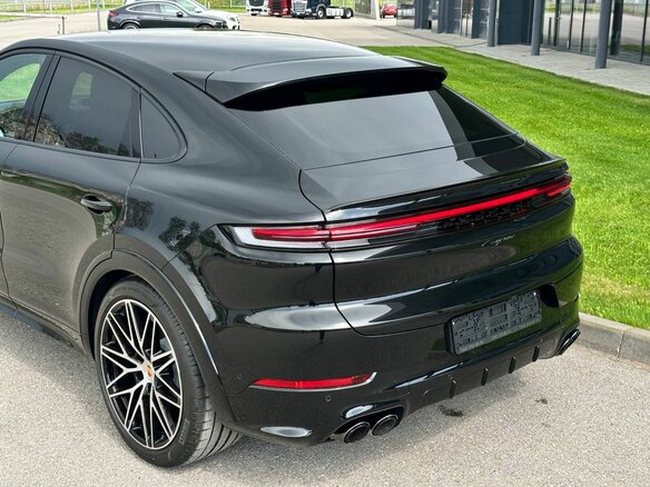 2026 Porsche Cayenne Coupé III Рестайлинг, чёрный - вид 9