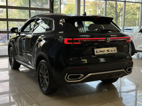 2026 Changan UNI-S I Рестайлинг, чёрный, 3079900 рублей - вид 5