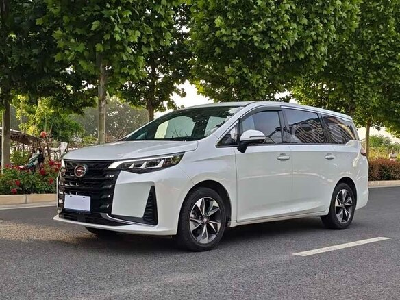 2022 GAC Trumpchi M6 Pro, белый, 1420000 рублей - вид 2