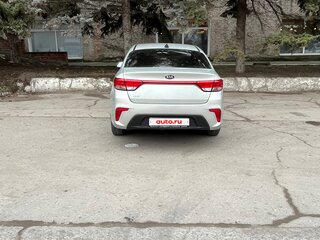2018 Kia Rio IV, бежевый, 1000000 рублей, вид 3