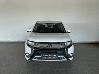 2022 Mitsubishi Outlander III Рестайлинг 3, белый, 1825000 рублей, вид 2