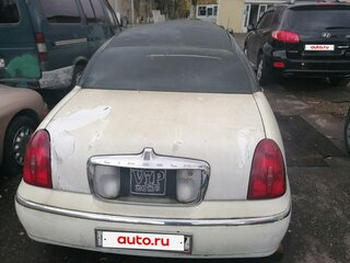 2000 Lincoln Town Car III, чёрный, 200000 рублей, вид 2