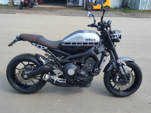 2021 Yamaha XSR900, серебристый, 969000 рублей - вид 3
