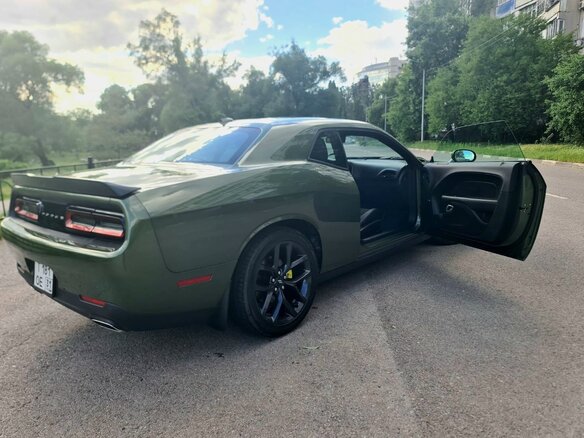 2019 Dodge Challenger III Рестайлинг 2, зелёный, 4750000 рублей - вид 14