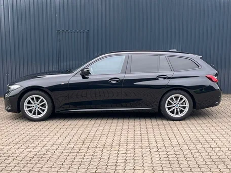 2024 BMW 3 серии 318i VII (G2x) Рестайлинг 2, чёрный, 3707715 рублей, вид 4