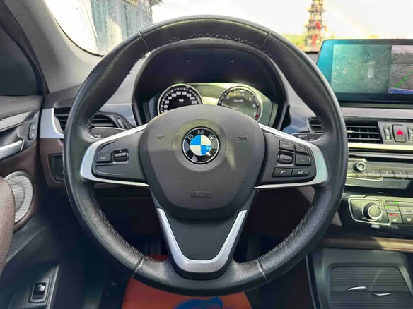 2022 BMW X1 Long 20Li sDrive II (F48) Рестайлинг, синий, 2272000 рублей - вид 9