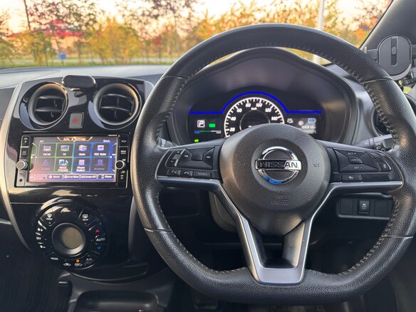 2019 Nissan Note e-Power II Рестайлинг, чёрный, 1500000 рублей - вид 5