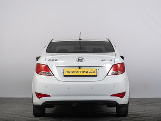 2015 Hyundai Solaris I Рестайлинг, белый, 759000 рублей, вид 4