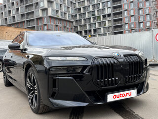 2022 BMW 7 серии 740d xDrive VII (G70), чёрный, 10700000 рублей, вид 4