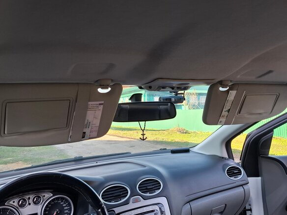 2010 Ford Focus II Рестайлинг, белый, 500000 рублей - вид 15