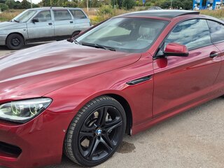 2011 BMW 6 серии 650i III (F06/F13/F12), красный, 1850000 рублей, вид 2