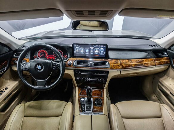 2014 BMW 7 серии Long 740Li xDrive V (F01/F02/F04) Рестайлинг, серый, 2999900 рублей - вид 11