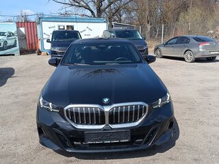 2023 BMW 5 серии 520d xDrive VIII (G60/G61/G68), чёрный, 7600000 рублей, вид 1